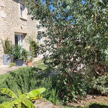 Figuets 3 Apartman