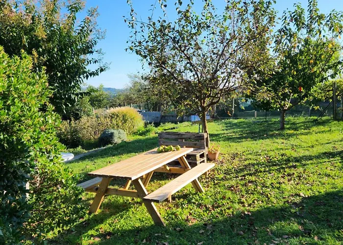 Apartman Figuets 3 *